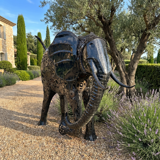 Grand éléphant